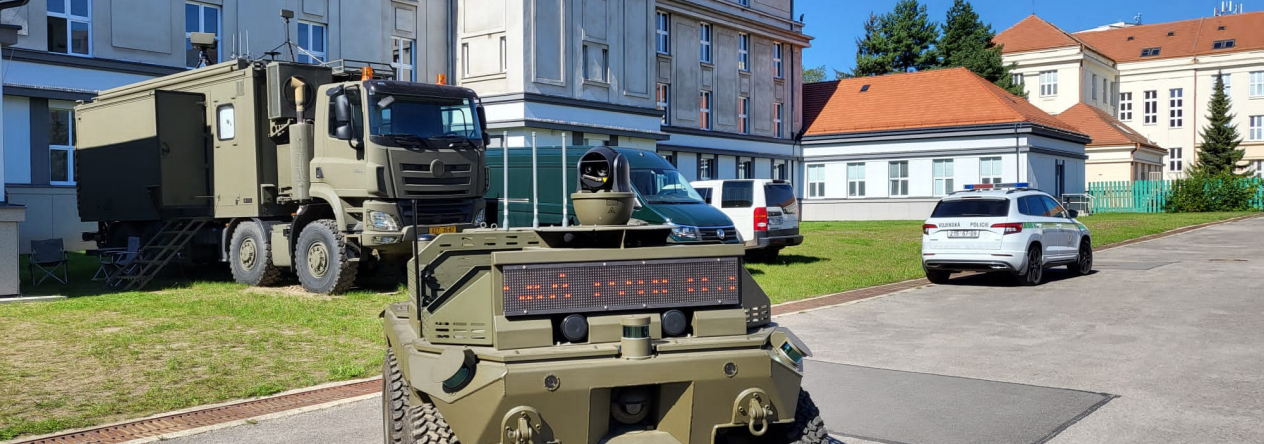 Vozítko UGV a SOM 6